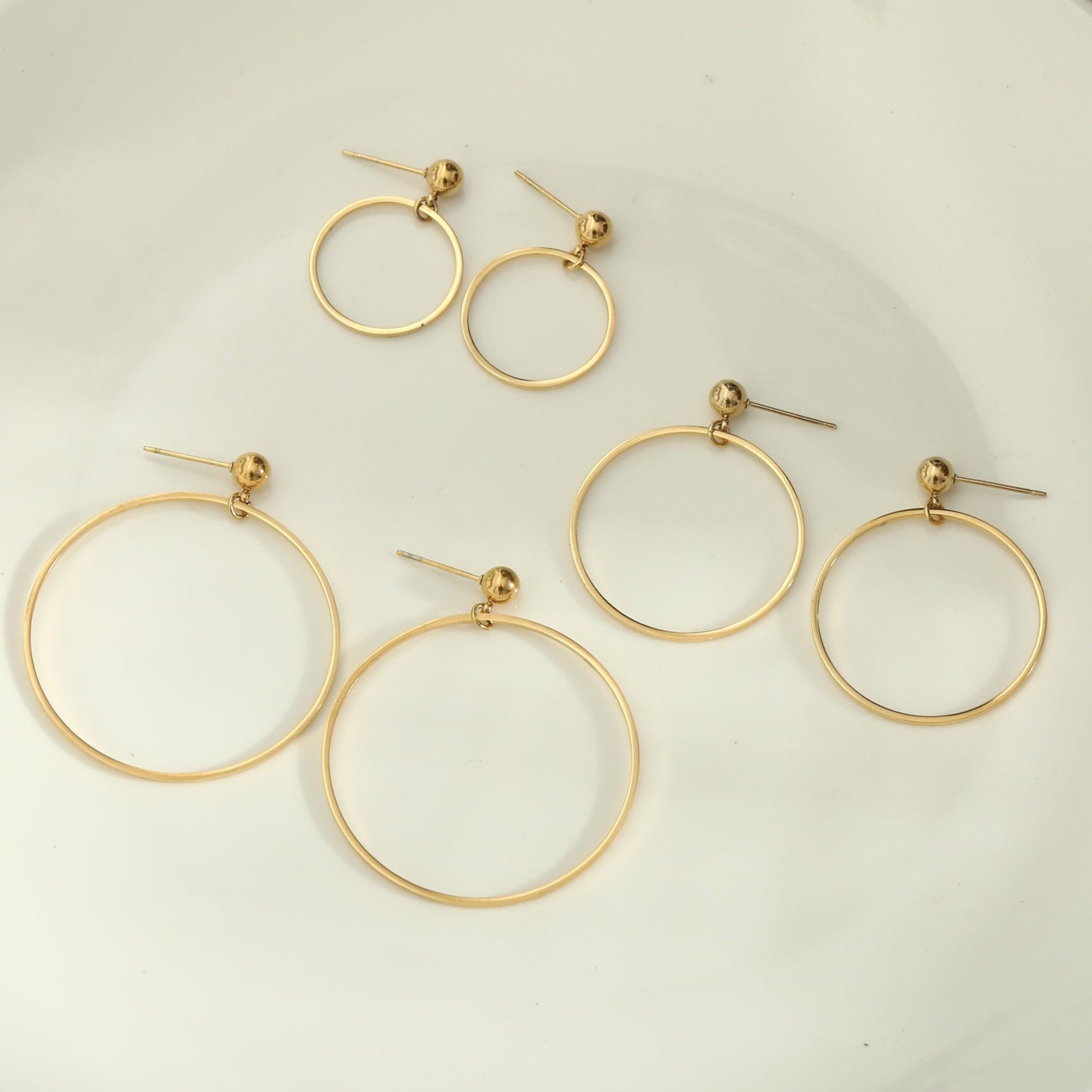 BELLA Hoop Earrings (Available in 3 Sizes) - Velora Luxury Fashion