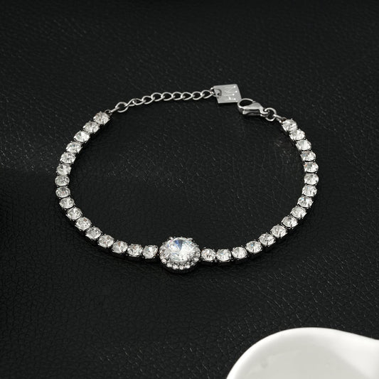 BEREA White Gold Silver Toned: Tennis Bracelet with Large Zirconia (CZ) Centrepiece  – Timeless Elegance for Every Occasion - Velora Luxury Fashion