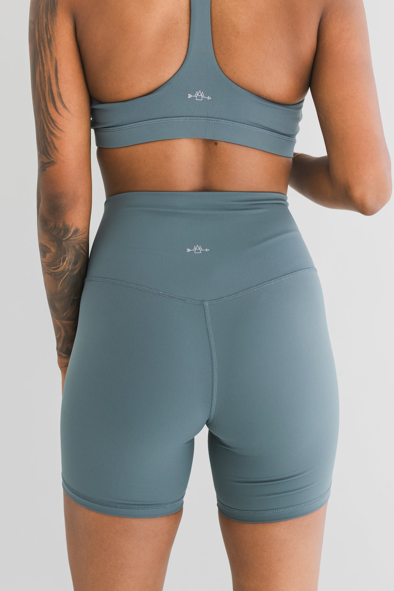 Barely There Shorts 2.0 (6") - Velora Luxury Fashion