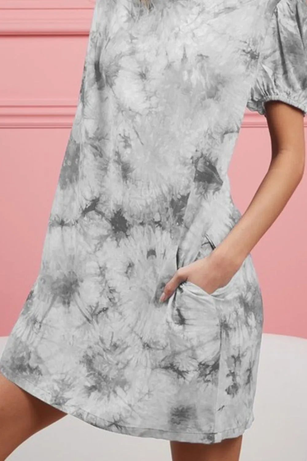 BiBi Puff Sleeve With Side Pockets Tie Dye Dress - Velora Luxury Fashion