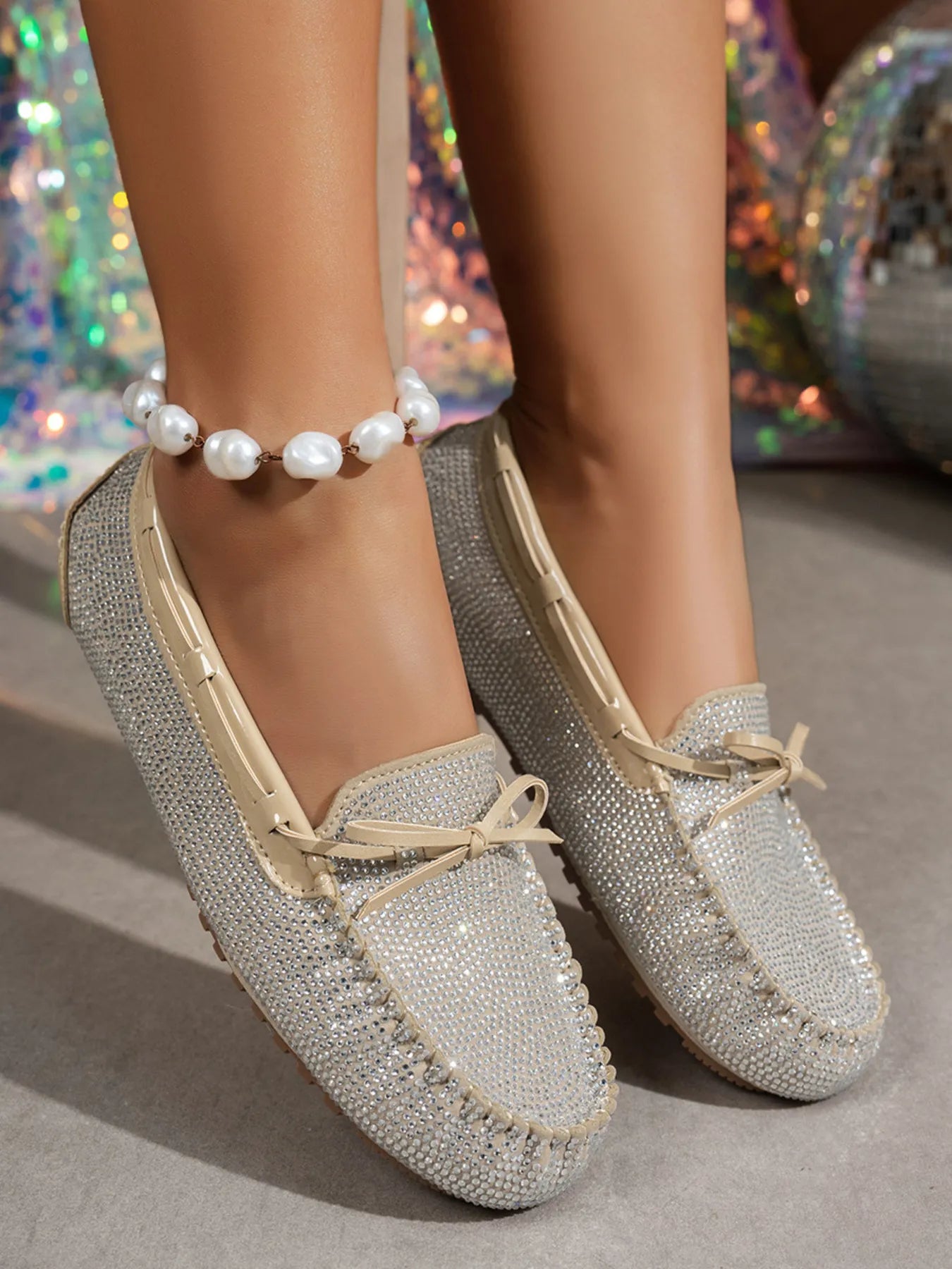Bow Round Toe Flats Slip-Ons - Velora Luxury Fashion