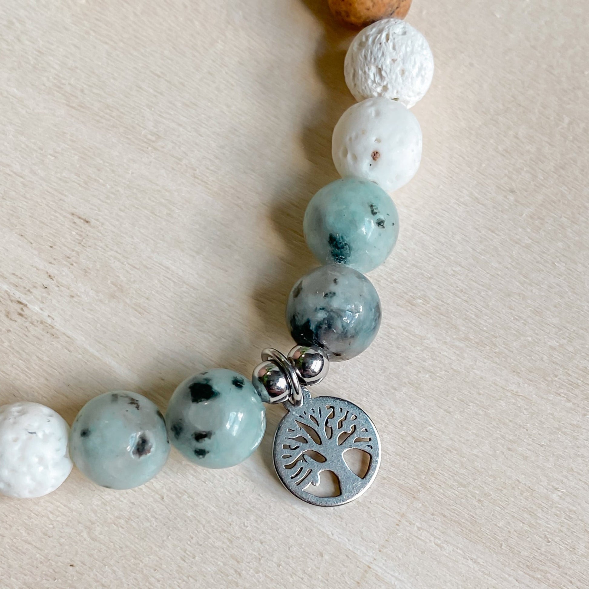 Bracelet en pierres semi-précieuses – ARBRE DE VIE - Velora Luxury Fashion