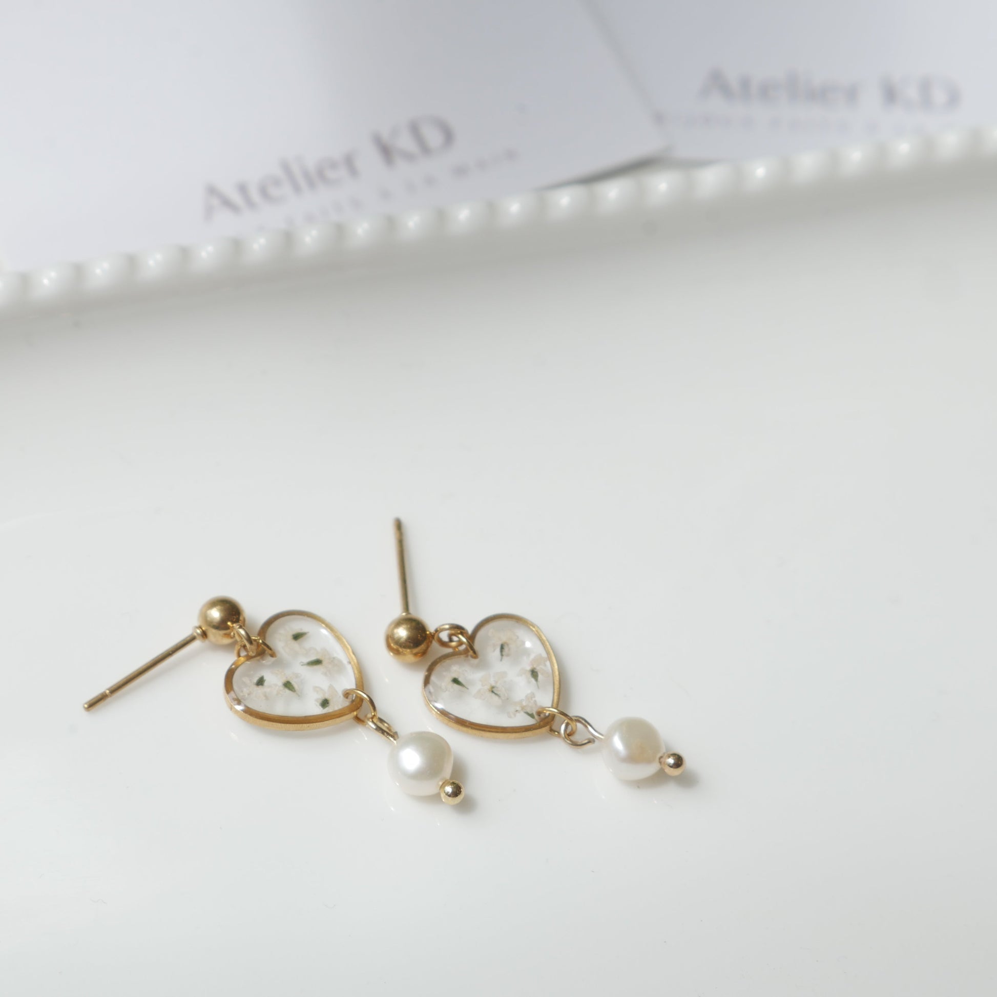 Boucles d'oreilles Perla - fleurs de carottes blanc - petit coeur - Velora