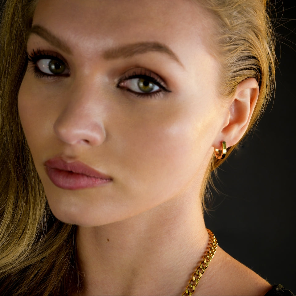 CADEO: 'Lucky' Horse-Shoe Shaped Contemporary Hoop Earrings - Velora Luxury Fashion