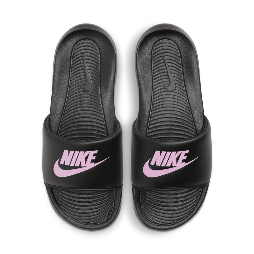 W Nike Victori One CN9677-002 - Velora