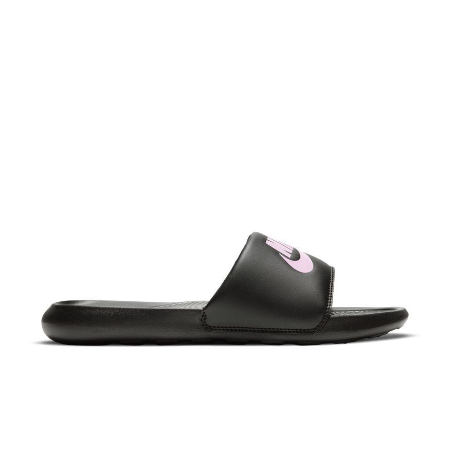 W Nike Victori One CN9677-002 - Velora
