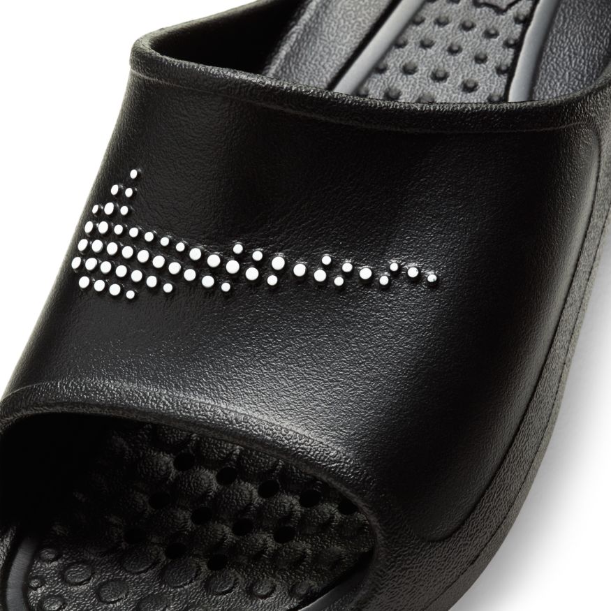 W Nike Victori One CZ7836-001 - Velora