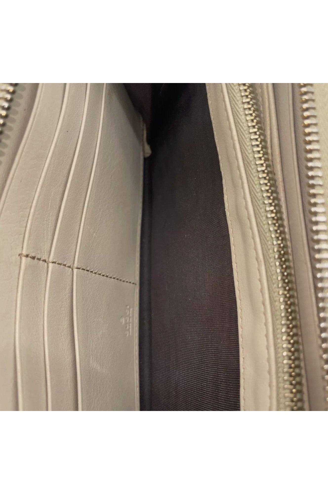 Authentic Gucci BREE Round Zippy Long Wallet NS010102 - Velora