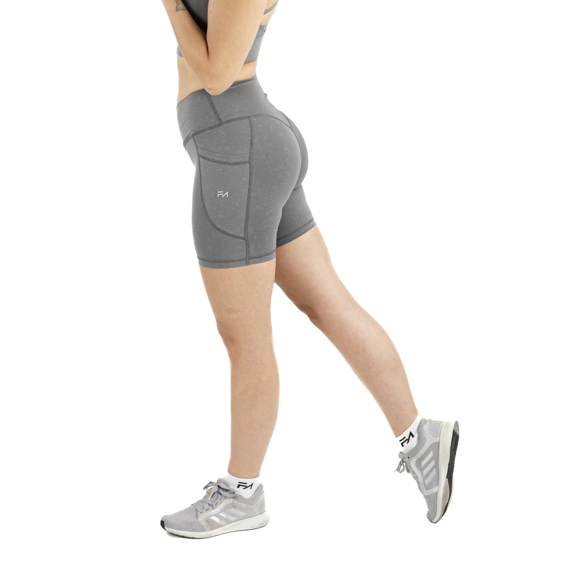 Carbon Shorts Cloud (5") - Velora
