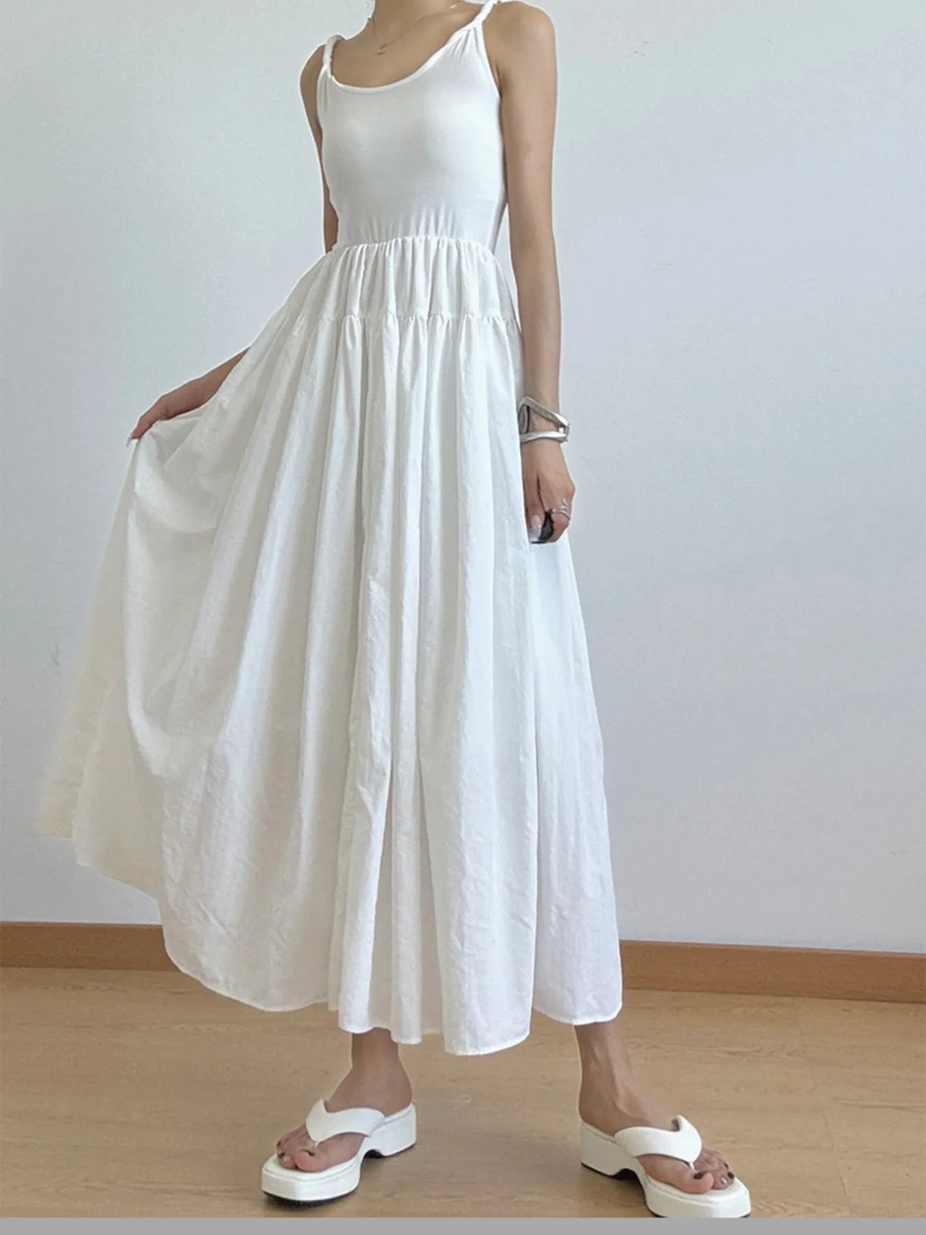 Casual Scoop Neck Cami Dress - Velora Luxury Fashion