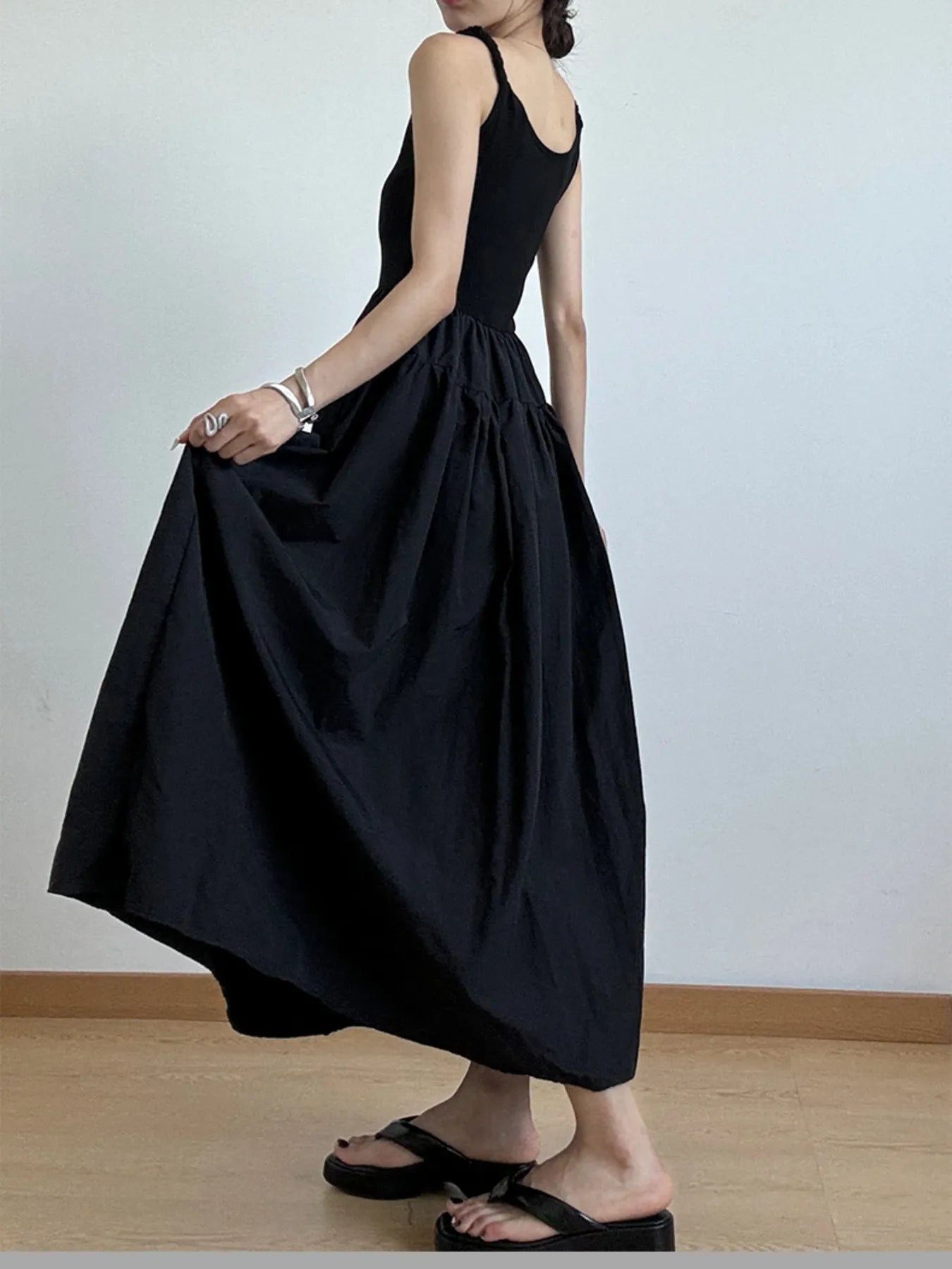 Casual Scoop Neck Cami Dress - Velora Luxury Fashion