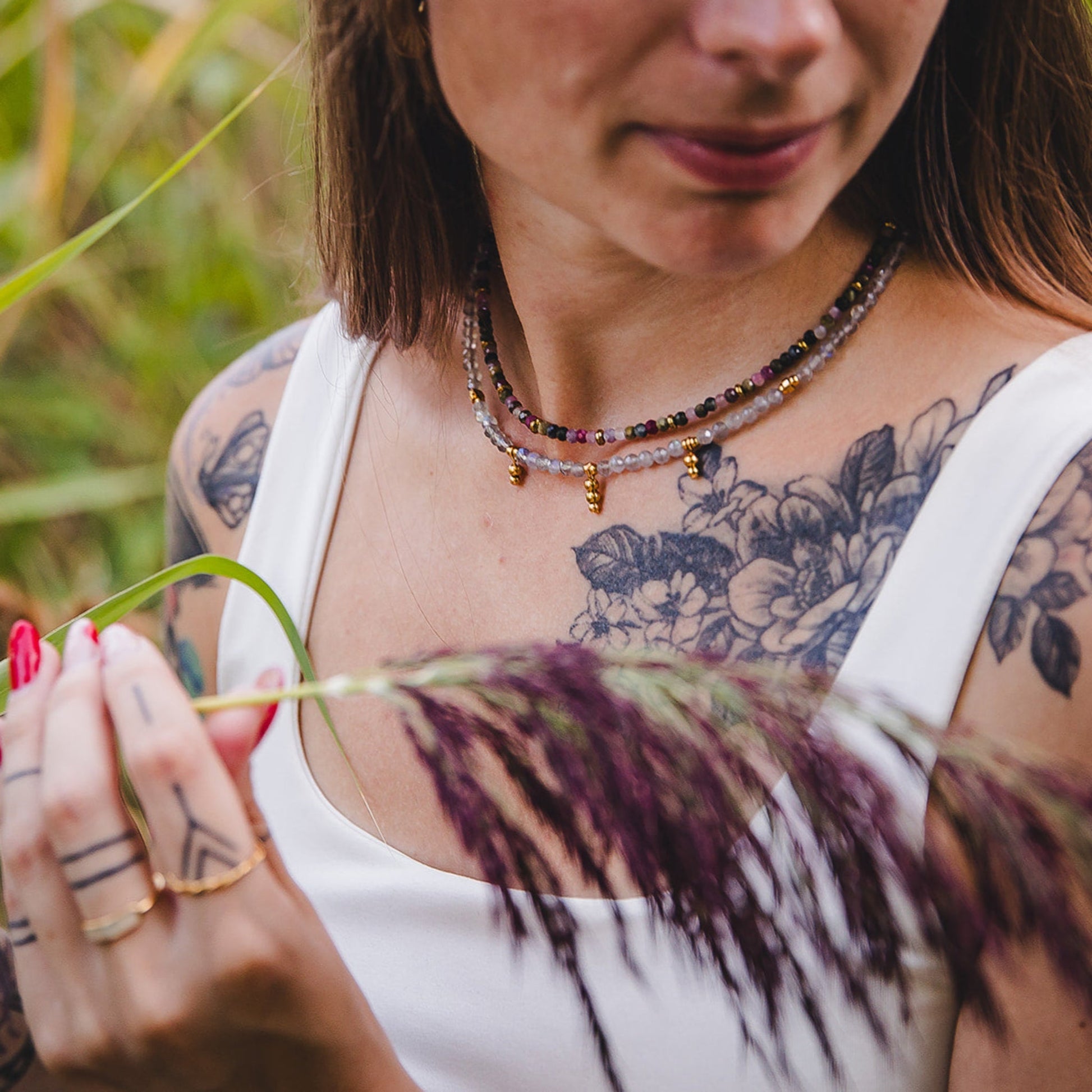 Collier en pierres de Labradorite | SÉLÉNÉ - Velora Luxury Fashion