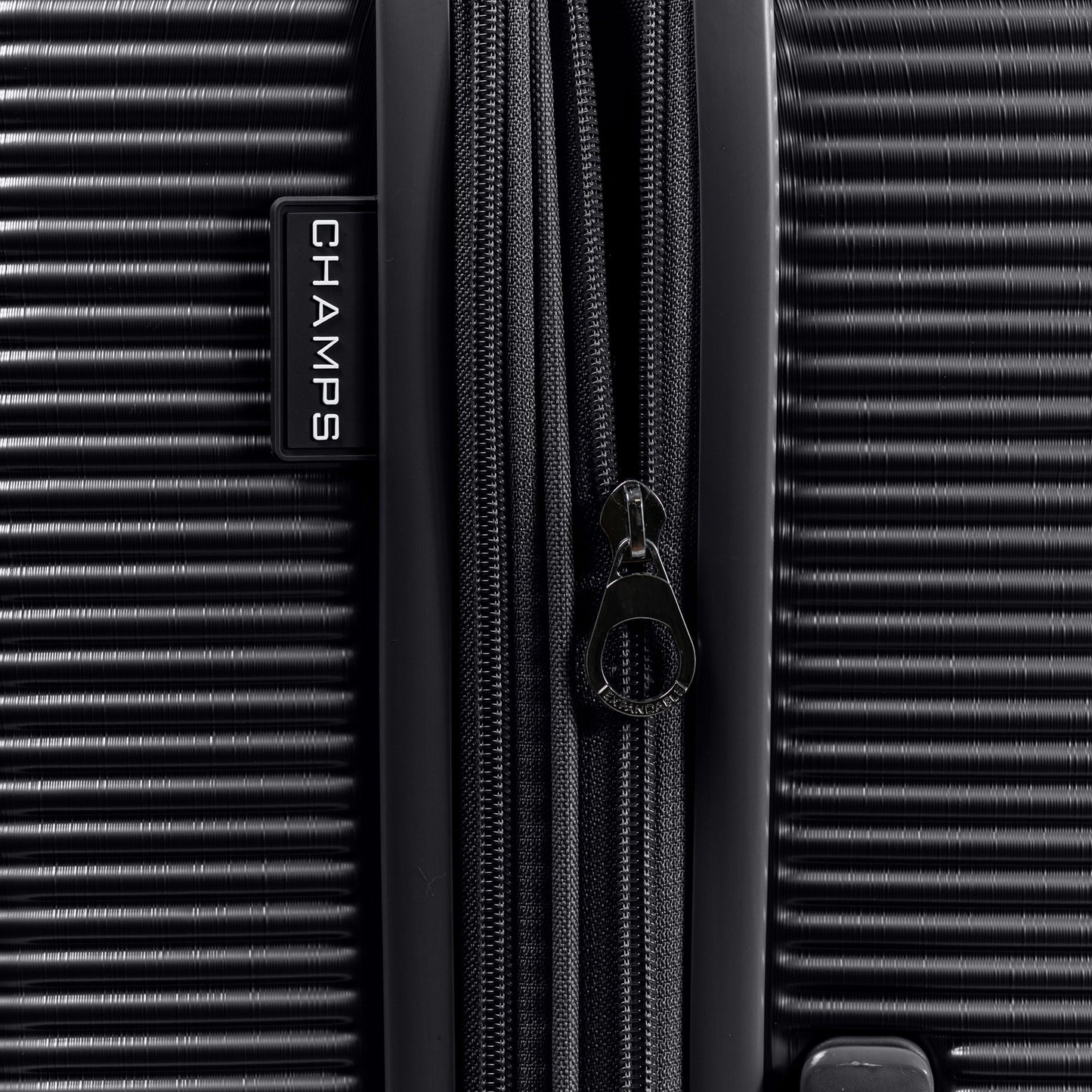 Iconic II / Carry-on