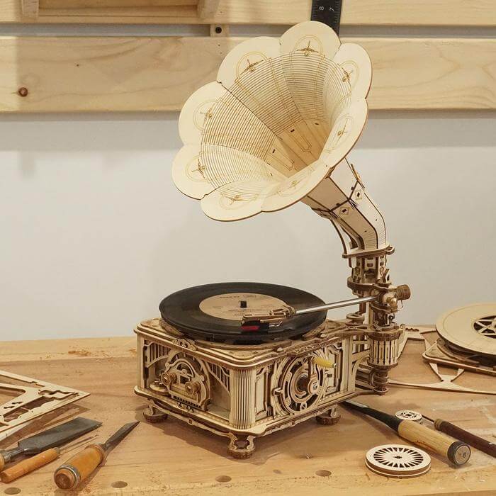 Crank Classic Gramophone Kit | Kidstoylover - DIY Wooden Assembly Toy - Velora Luxury Fashion