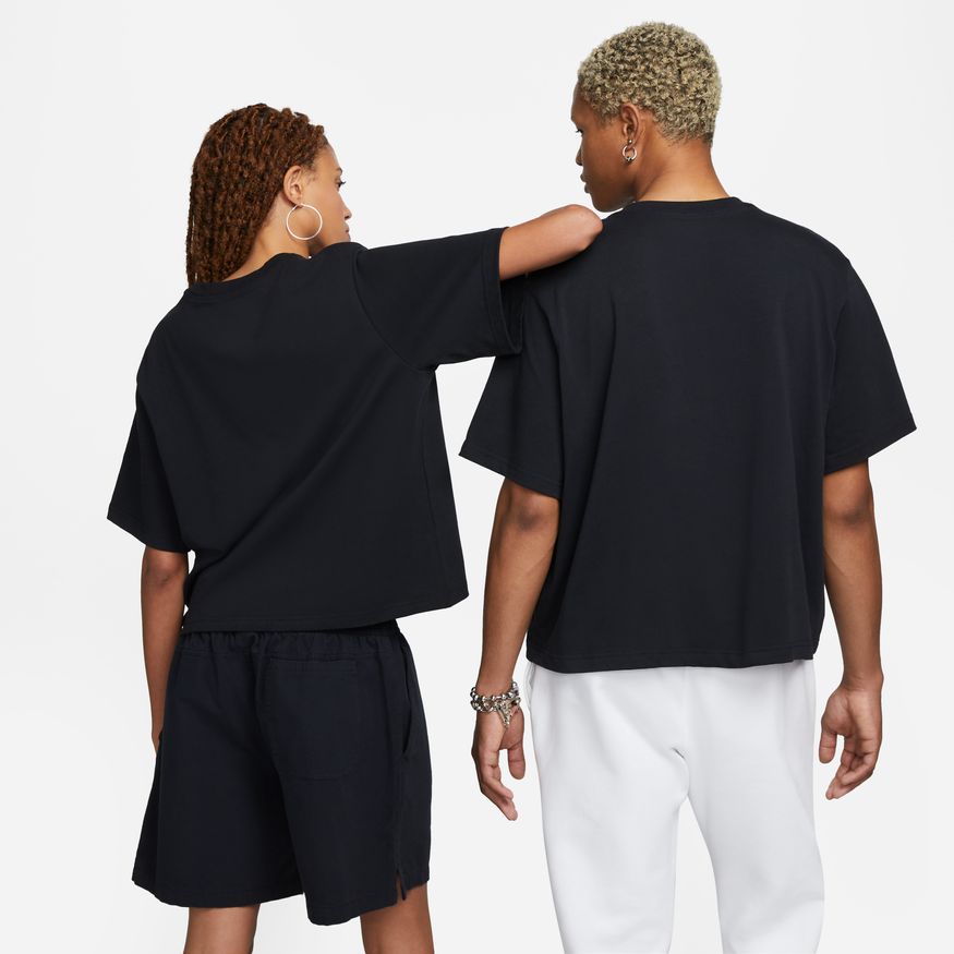 W Nike Sportswear Essential DD1237-010 - Velora