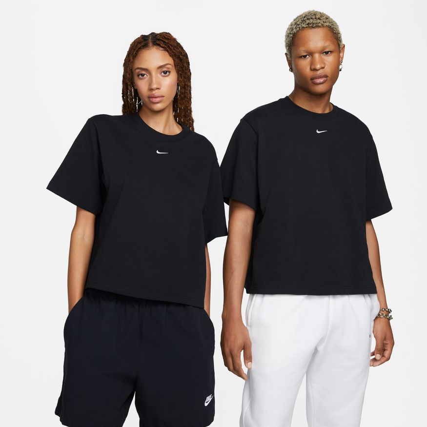 W Nike Sportswear Essential DD1237-010 - Velora