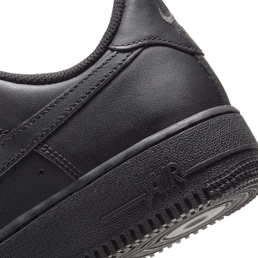 W Nike Air Force 1 '07 DD8959-001 - Velora