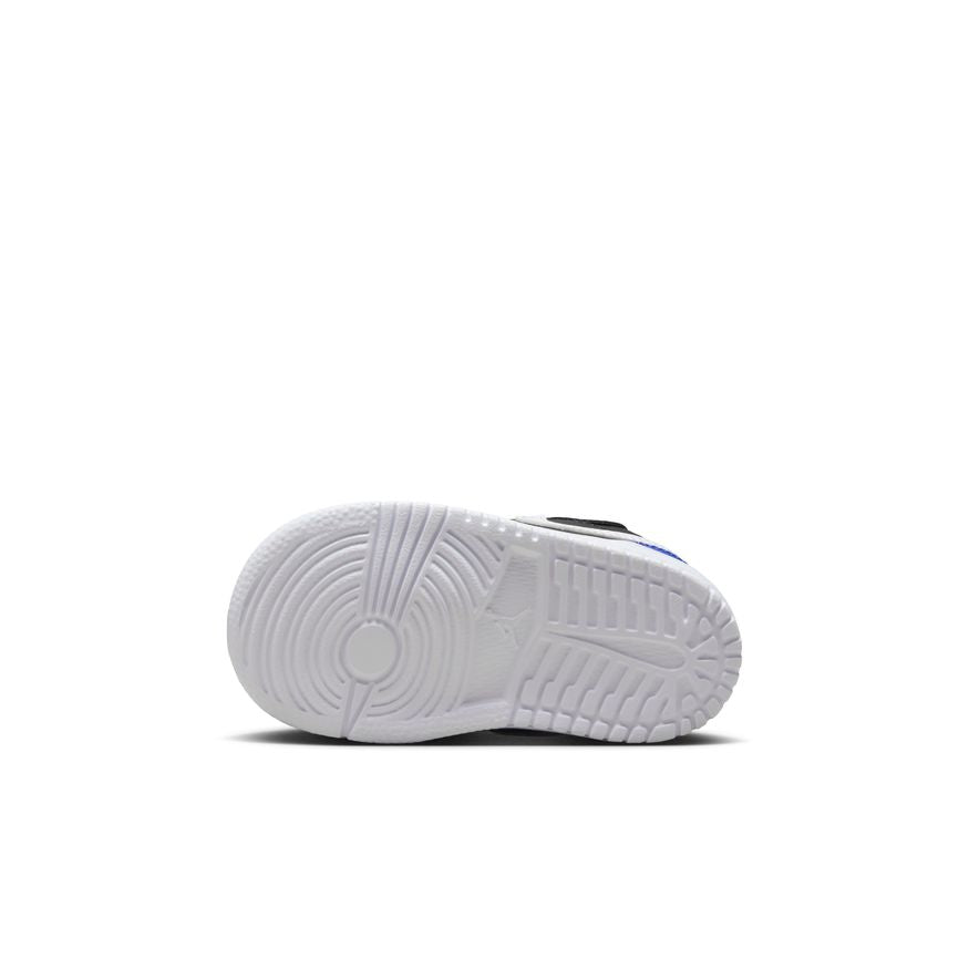 Y Jordan 1 Low Alt DR9747-042 - Velora