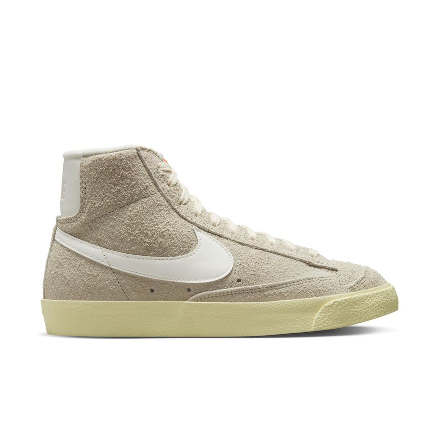 W BLAZER MID '77 VNTG DV7006-001 - Velora