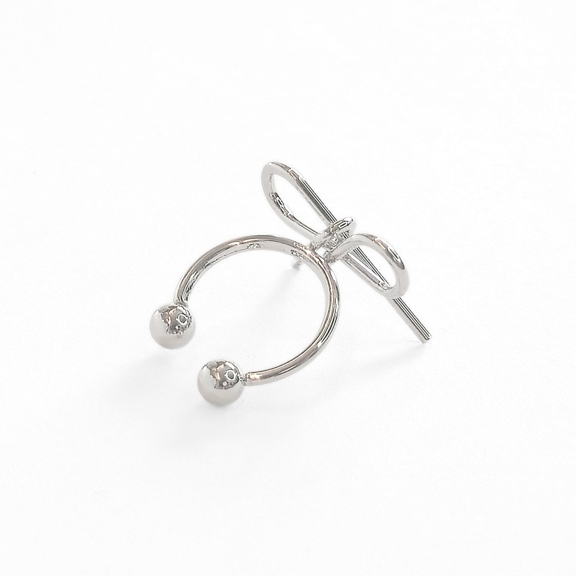 Dainty Bow Ear Cuff (Silver) - Velora