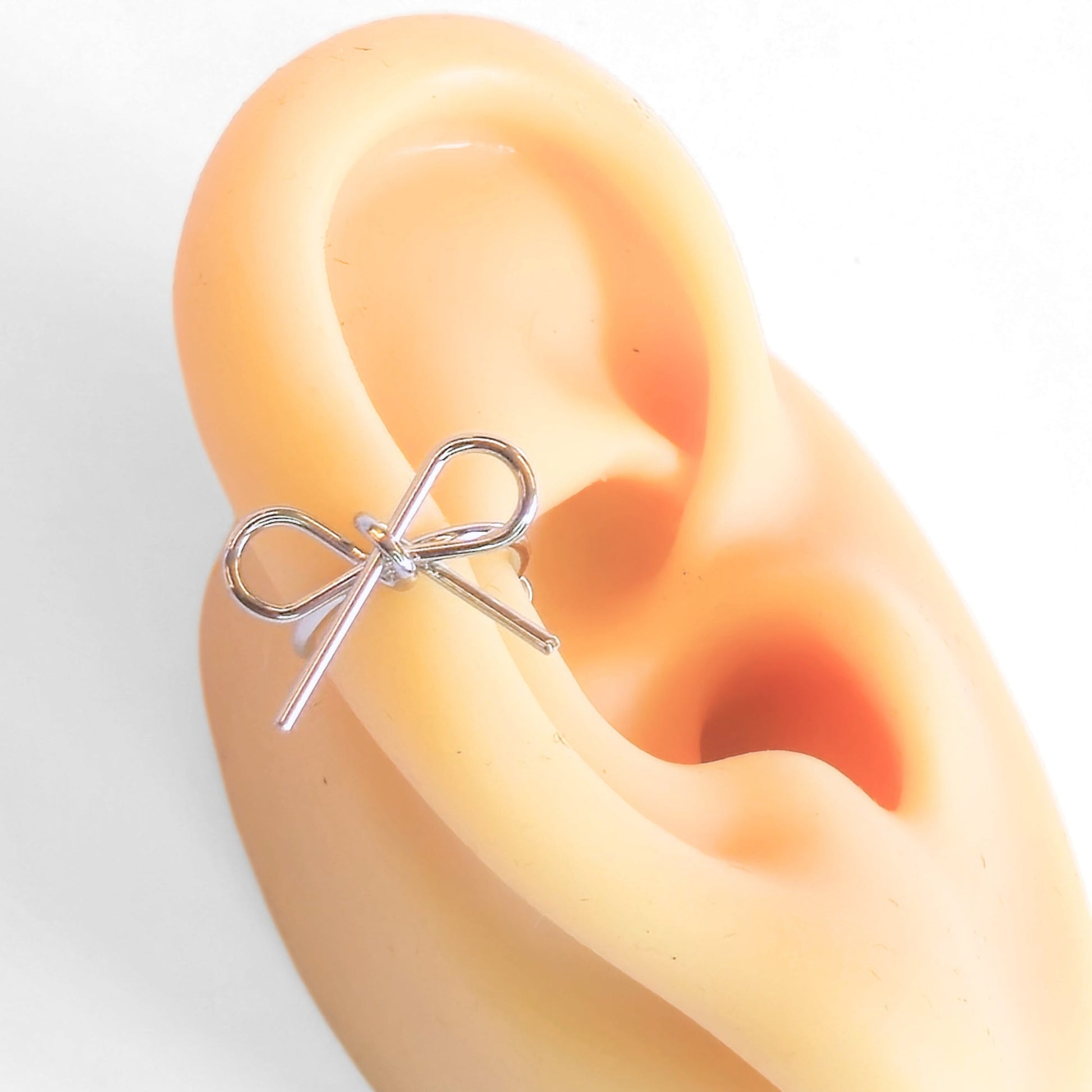Dainty Bow Ear Cuff (Silver) - Velora