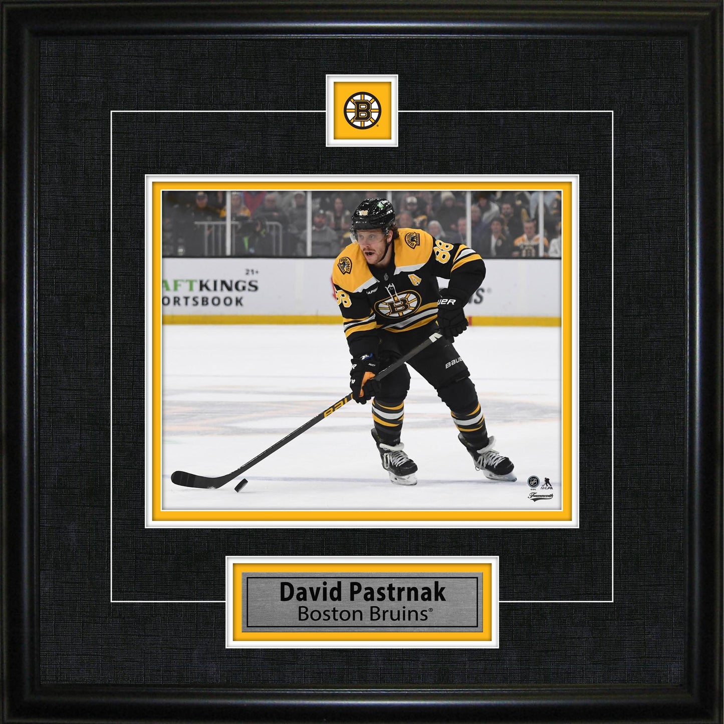 David Pastrnak Framed Pin & Plate Boston Bruins - Velora Luxury Fashion