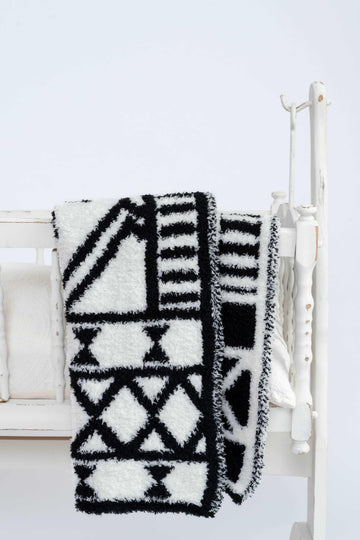Black & White Diamond Tile Toddler Blanket