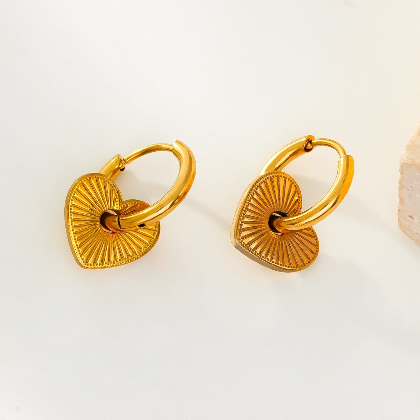 ENDEAR Gold: Romantic Heart Charm Hoop Earrings – A Symbol of Everlasting Love. - Velora Luxury Fashion