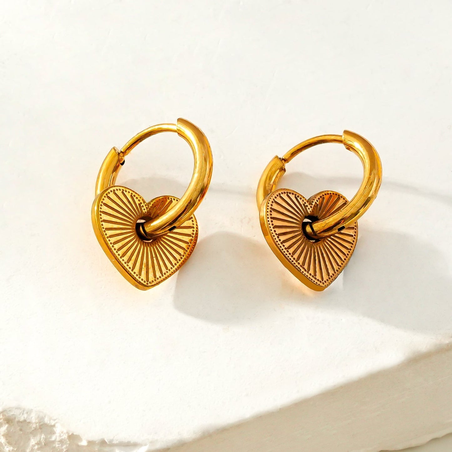 ENDEAR Gold: Romantic Heart Charm Hoop Earrings – A Symbol of Everlasting Love. - Velora Luxury Fashion
