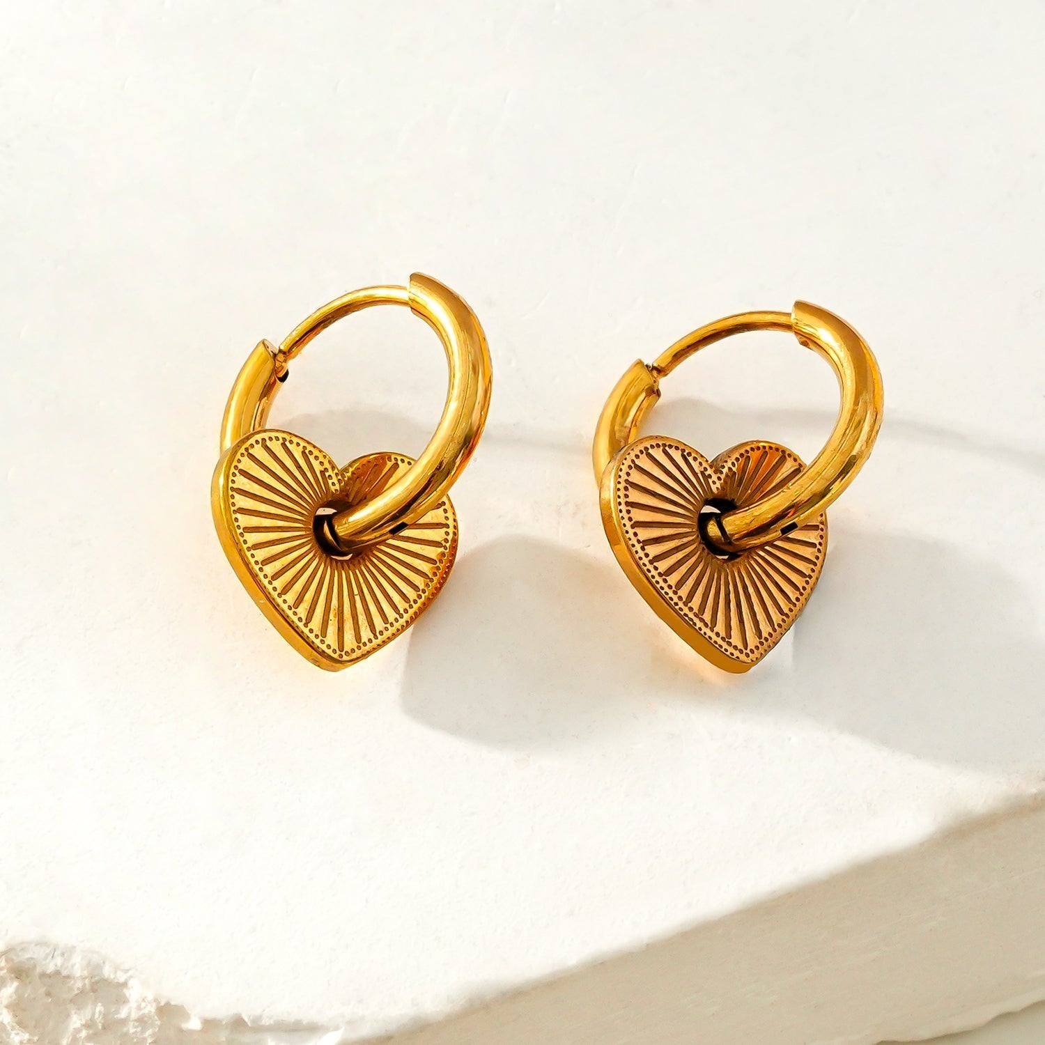 ENDEAR Gold: Romantic Heart Charm Hoop Earrings – A Symbol of Everlasting Love. - Velora Luxury Fashion
