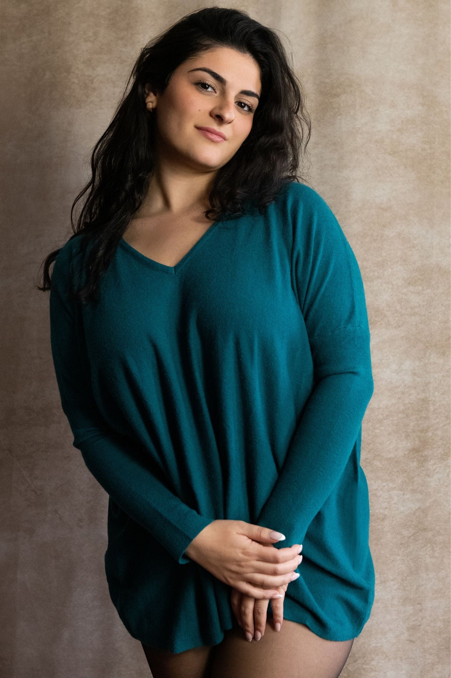 Emma V-Neck Oversize Sweater Long Sleeve Loose Fit Soft Knit Casual Cozy - Velora Luxury Fashion