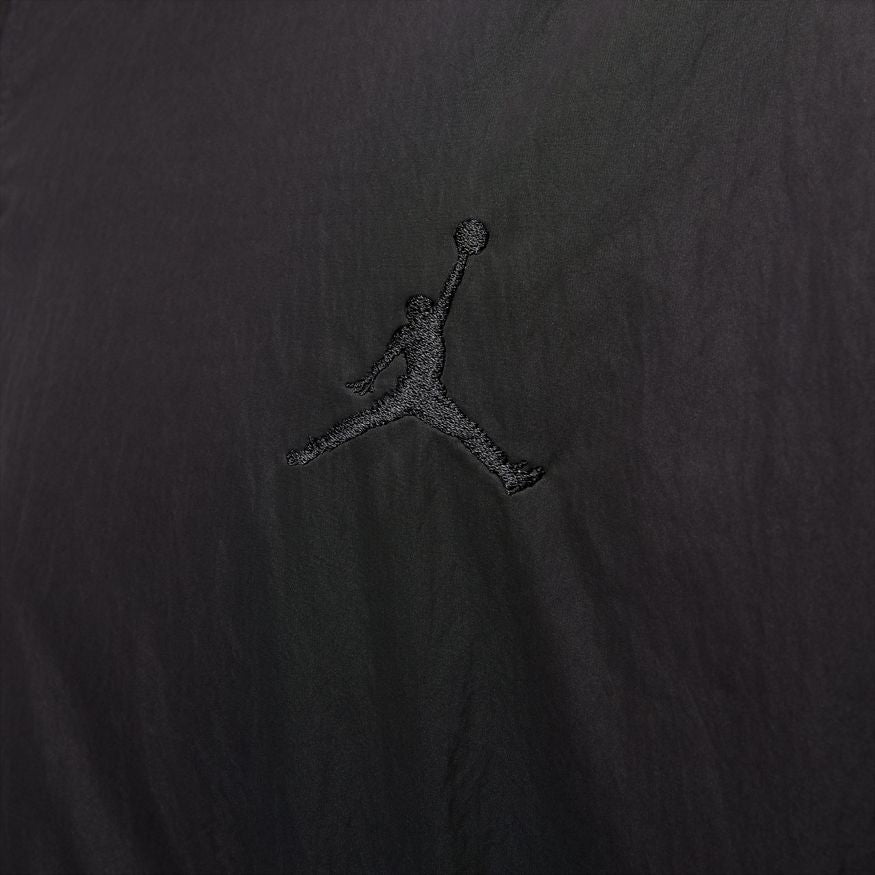Jordan Essentials FB7316-010 - Velora
