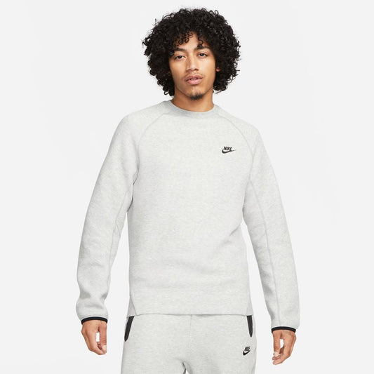 M NK TCH FLC CREW FB7916-063 - Velora