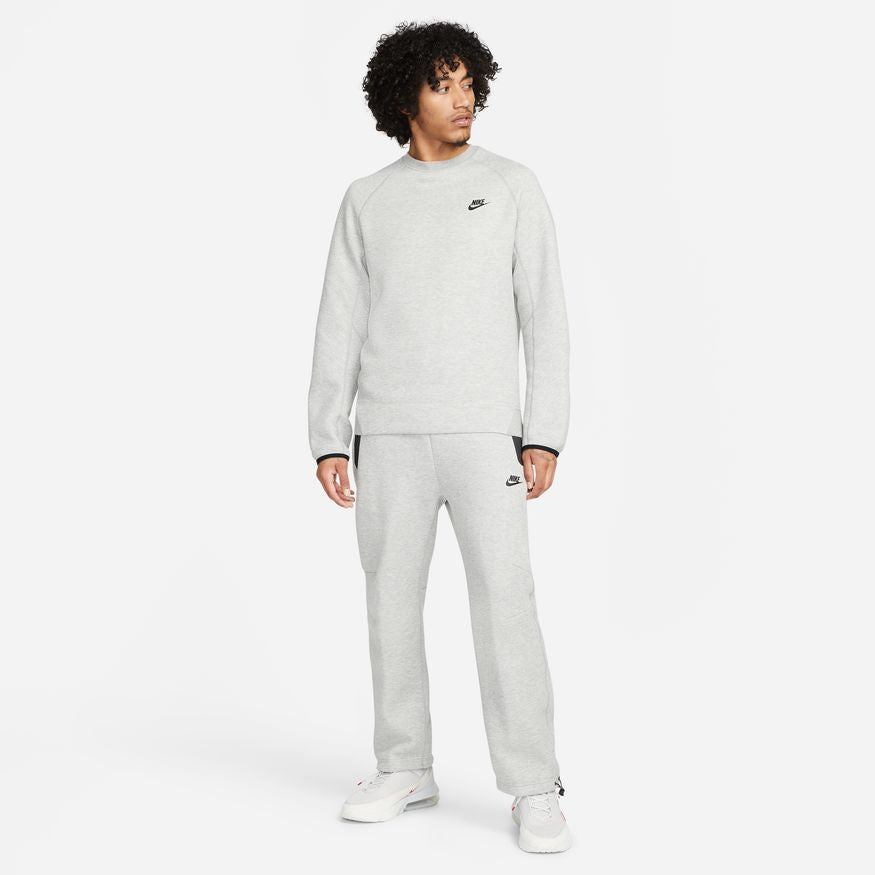 M NK TCH FLC CREW FB7916-063 - Velora