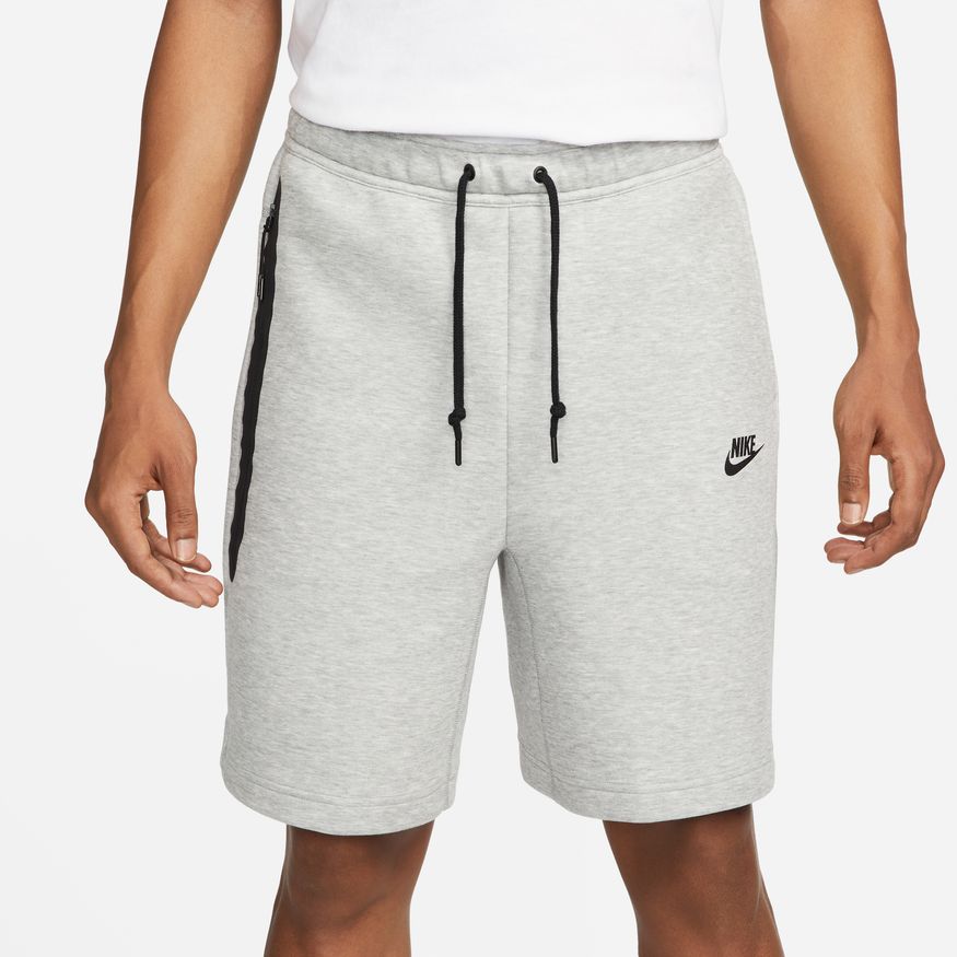 M NK TCH FLC SHORT FB8171-063 - Velora