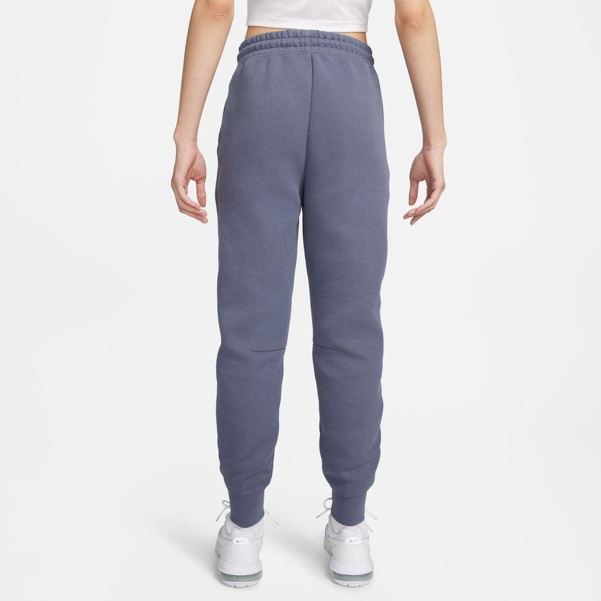 Nike Sportswear Tech Fleece FB8330-003 - Velora