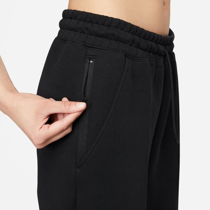 W Nike Sportswear Tech Fleece FB8330-010 - Velora