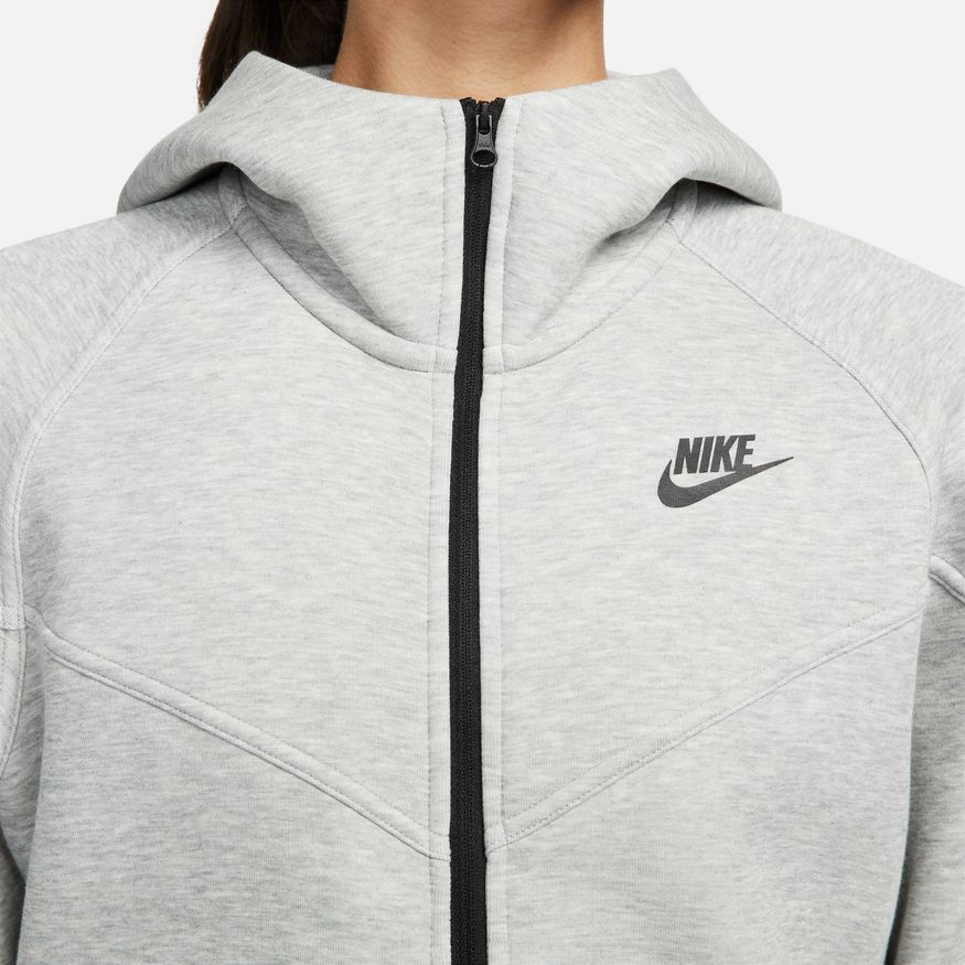 W Nike Sportswear Tech Fleece Windrunner FB8338-063 - Velora