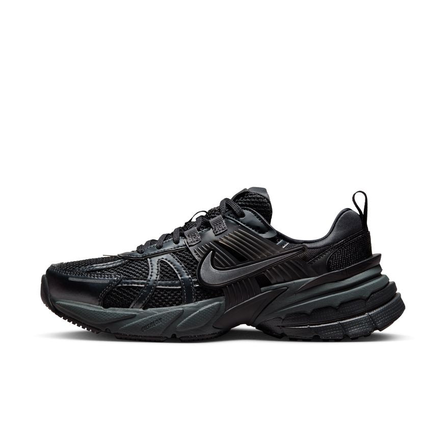 W NIKE V2K RUN FD0736-001 - Velora