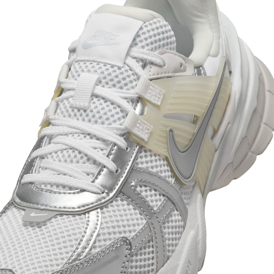 Nike V2K Run FD0736-104 - Velora