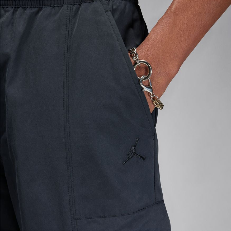 M Jordan Essentials FN4539-010 - Velora