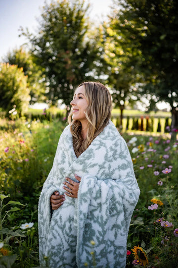 Desert Sage & White Fairy Garden Vine Print Extended Throw