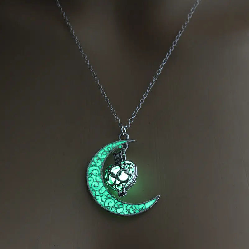 Fashion Trendy Men's Domineering Luminous Flame Dragon Necklace - Velora