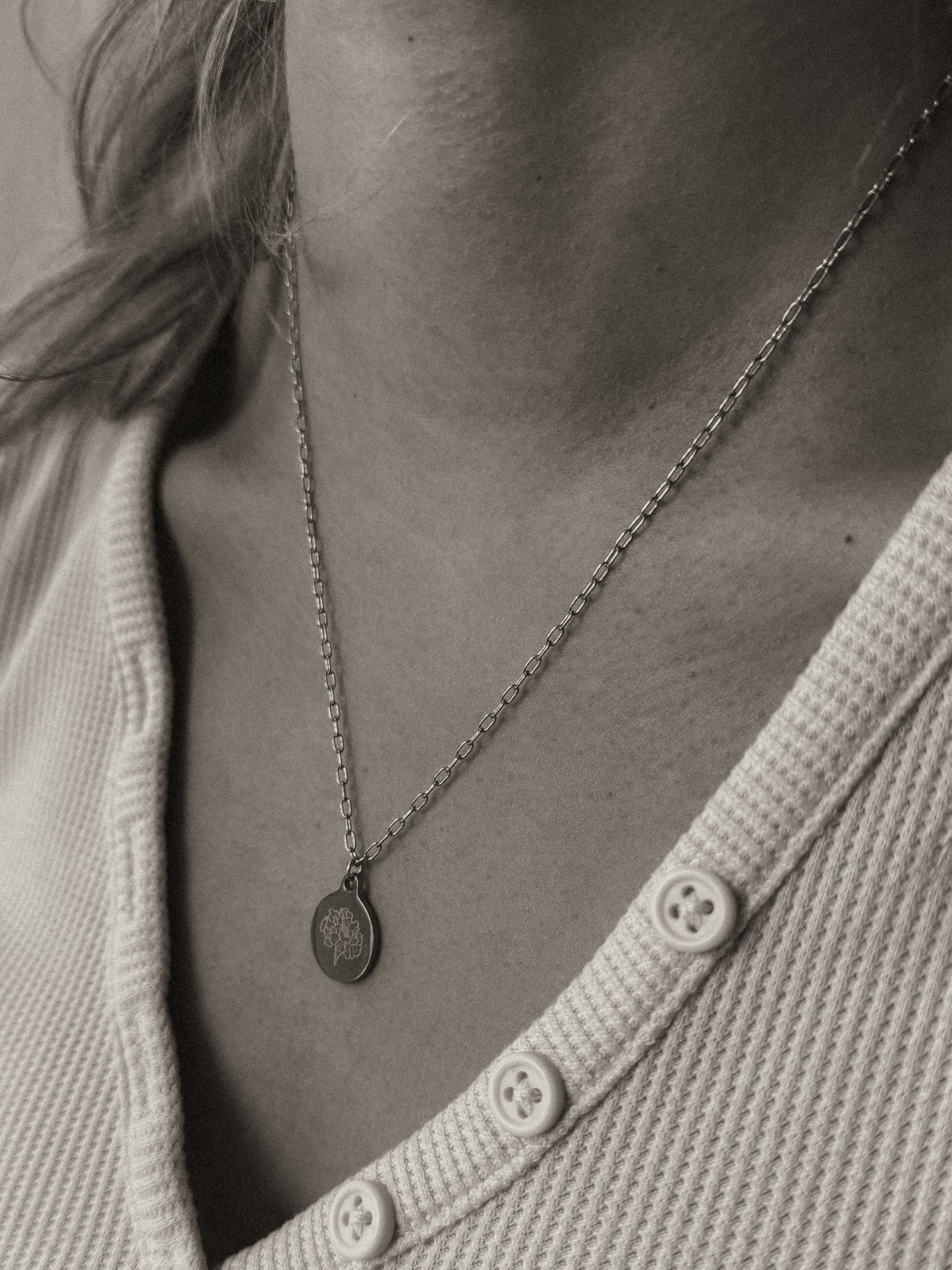 Floral Birth Month Necklaces - Velora Luxury Fashion