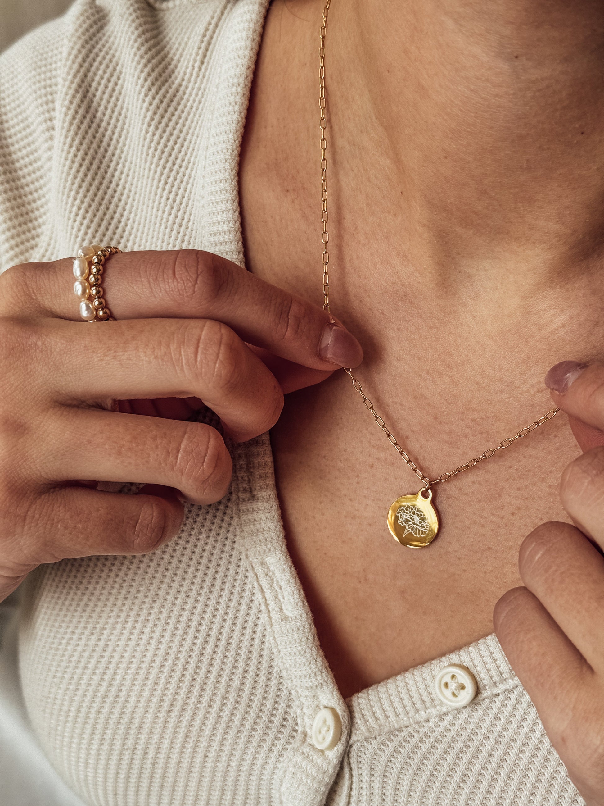 Floral Birth Month Necklaces - Velora Luxury Fashion