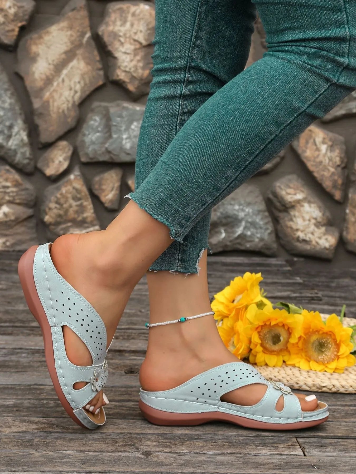 Flower Comfort Wedge Sandals - Velora Luxury Fashion