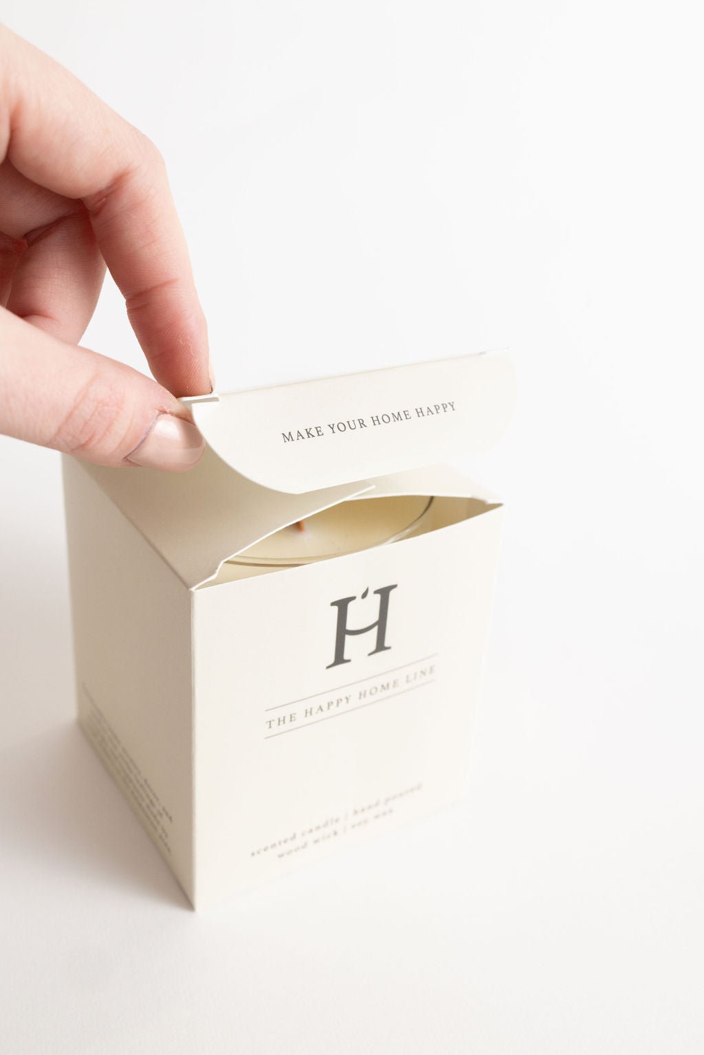 Forest Walk Wood Wick Candle - Velora Luxury Fashion