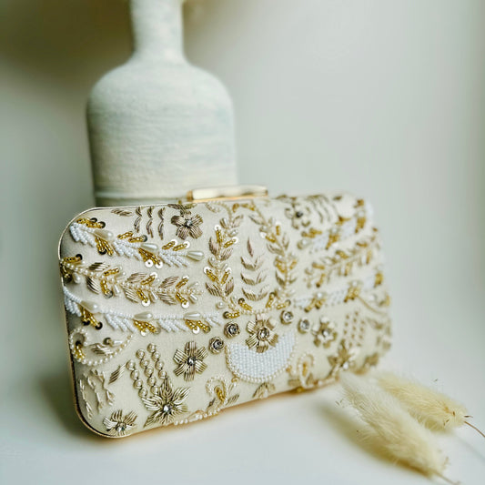 SAIRA BANOO Clutch - Velora Luxury Fashion