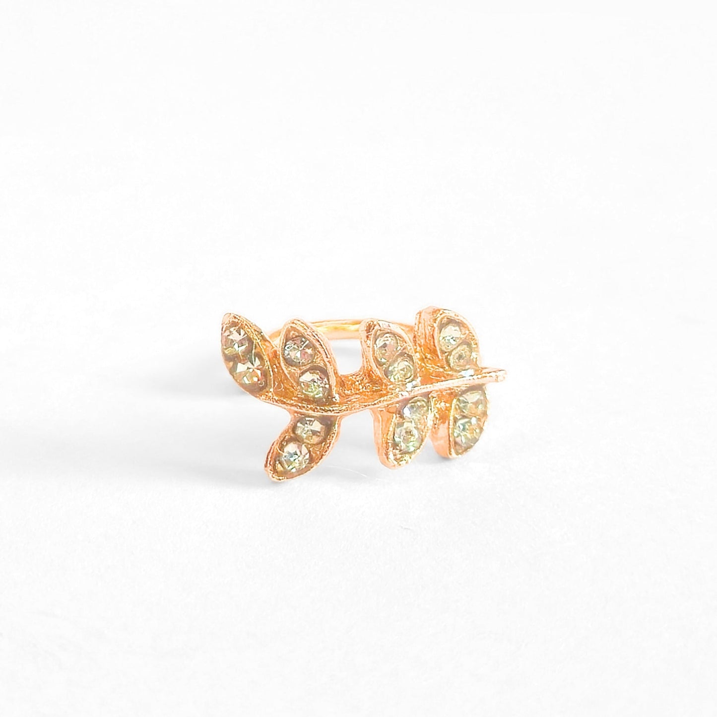 Gold Leaf Ear Cuff - Velora