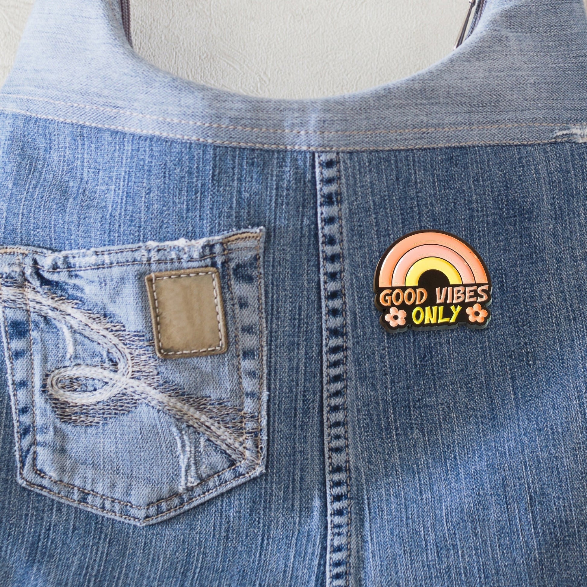 Good Vibes Only | Collectible Pin - Velora
